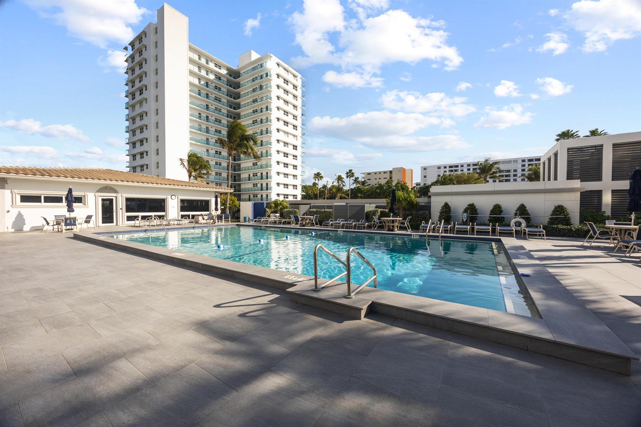 TIFFANY GARDENS WEST COND - Residential