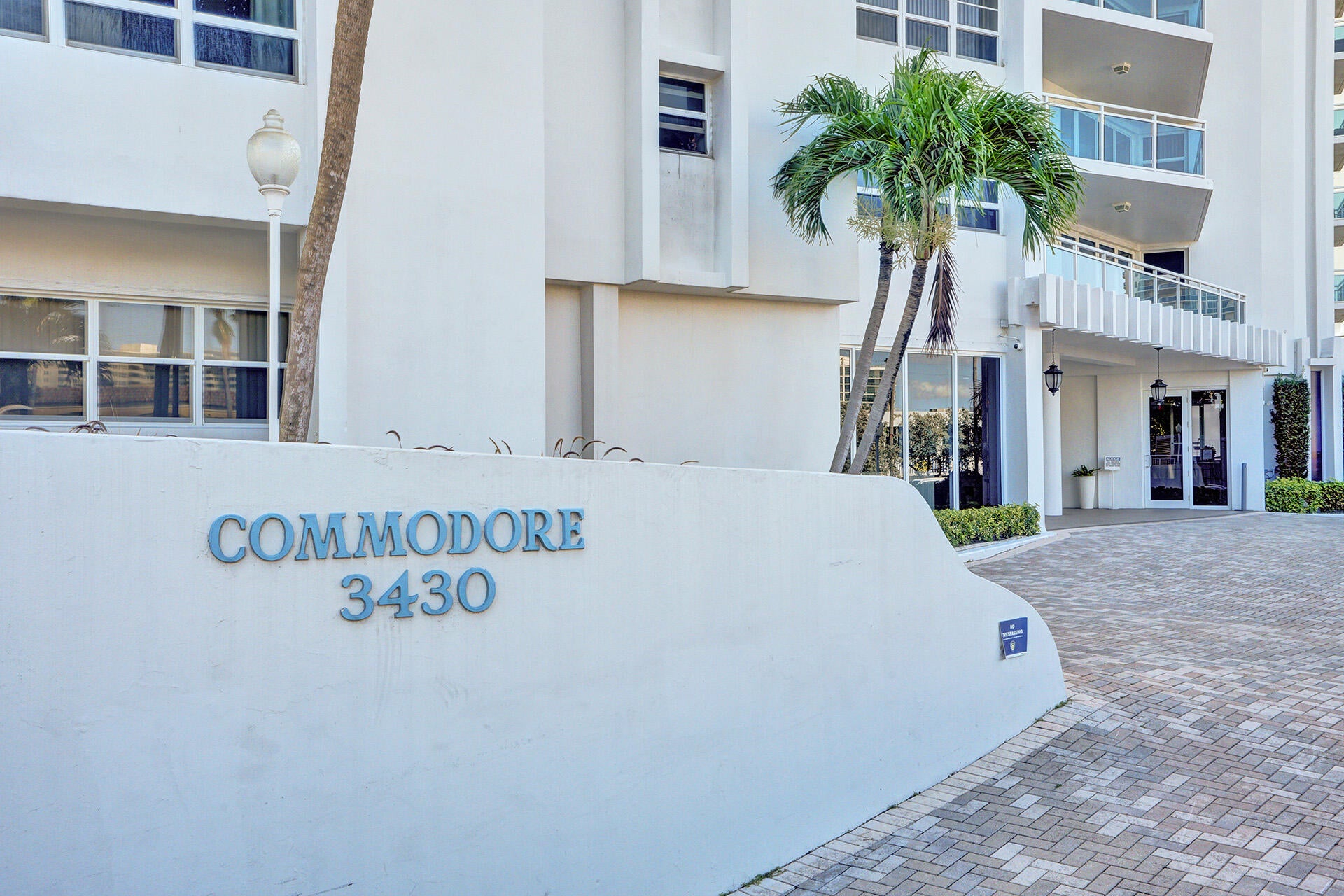 3430 Galt Ocean Drive 1705