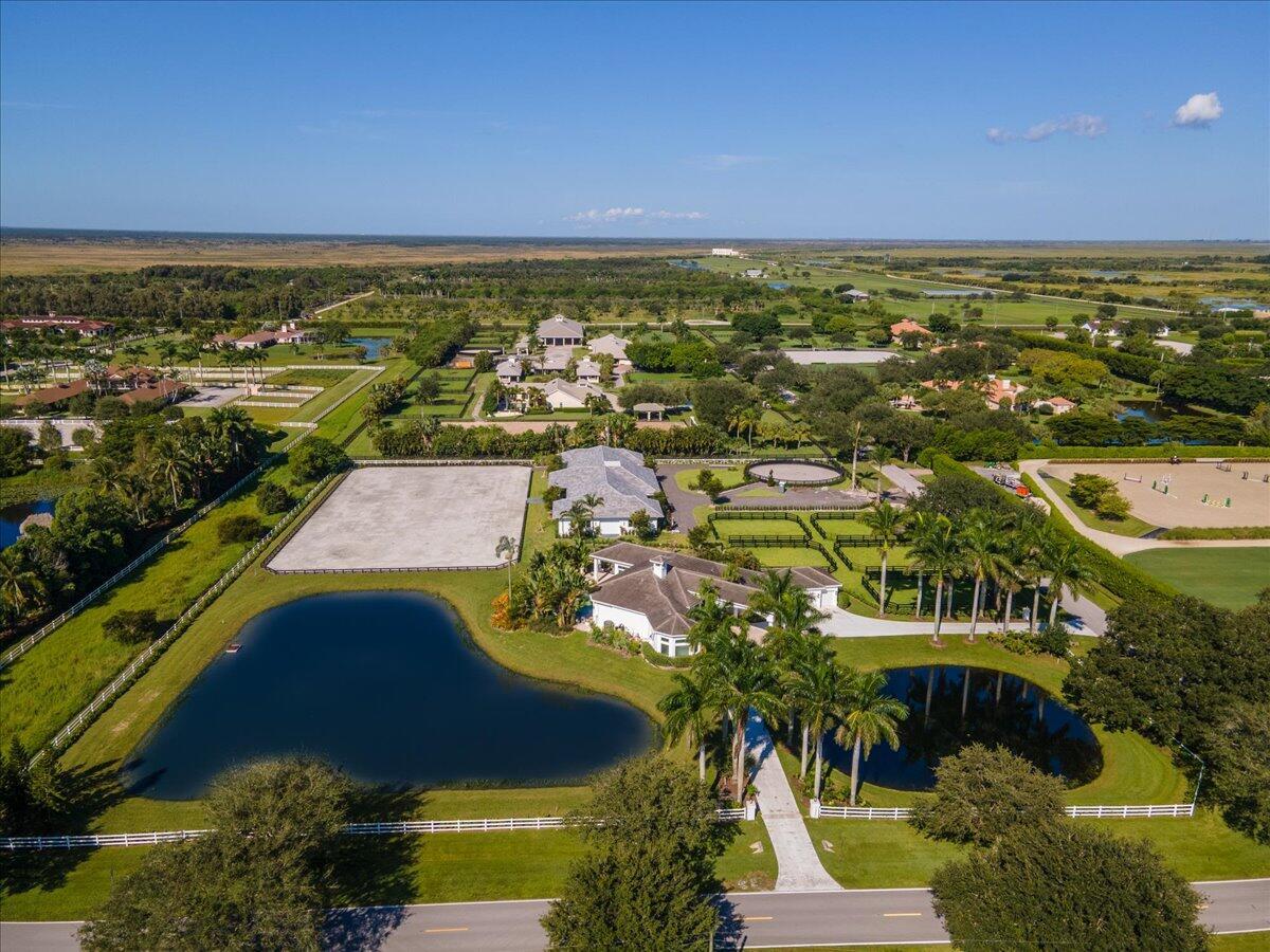 PALM BEACH POINT - Residential