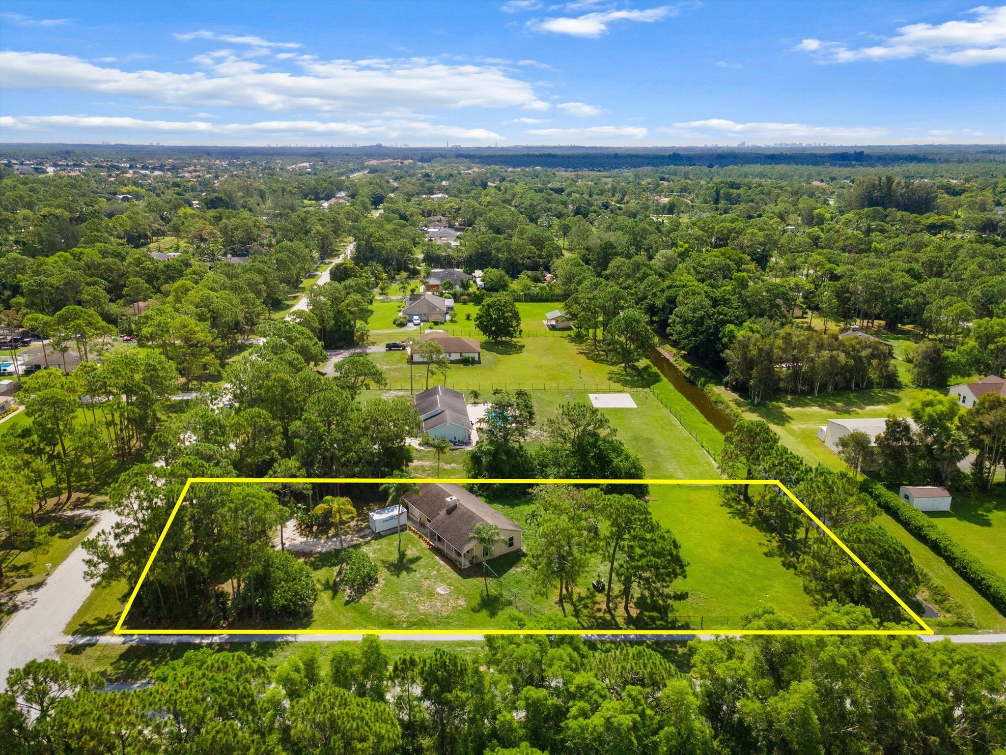 11514 67th Place N, West Palm Beach, FL, 33412/$474,500 1 11514 67th Place N