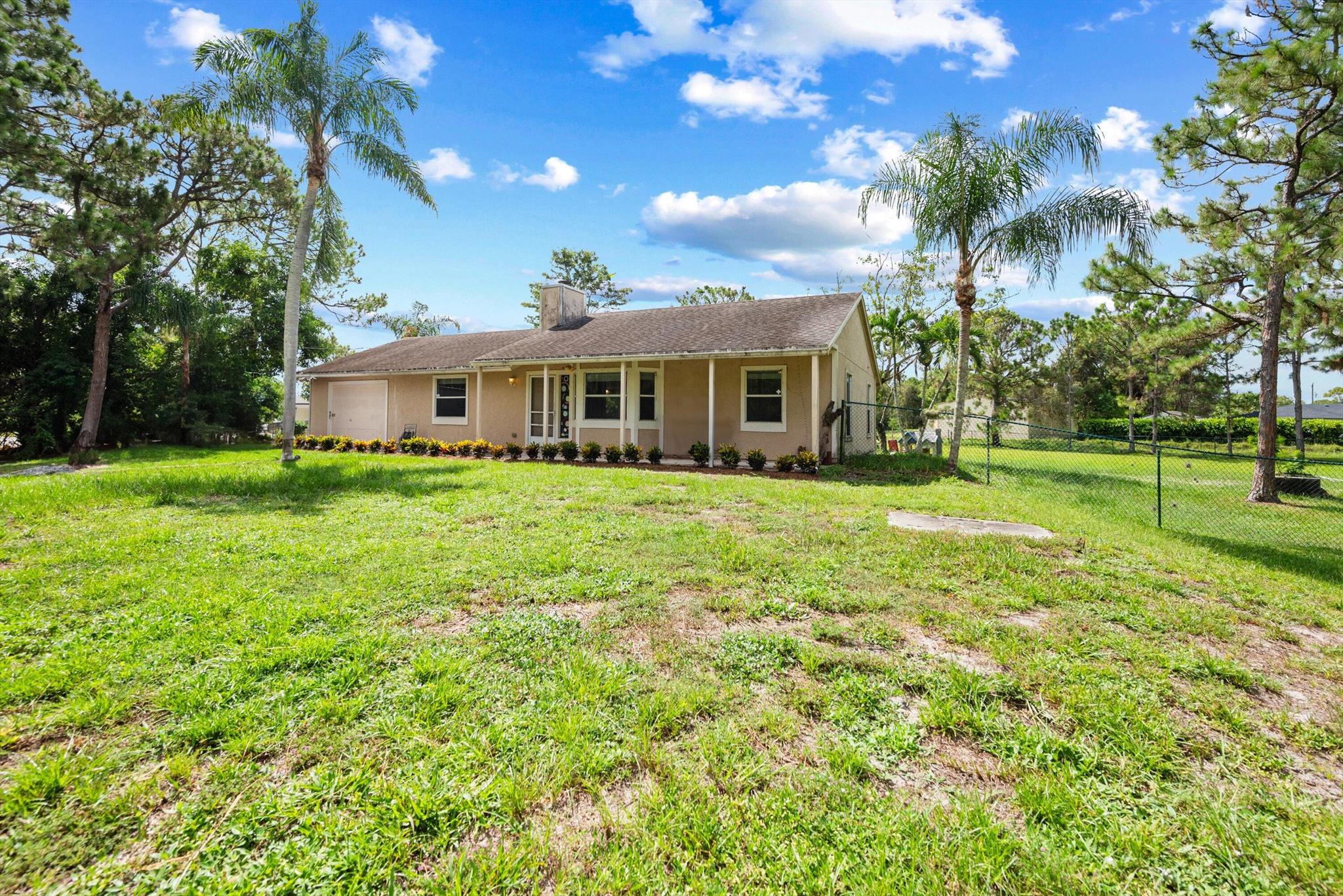 11514 67th Place N, West Palm Beach, FL, 33412/$474,500 3 11514 67th Place N