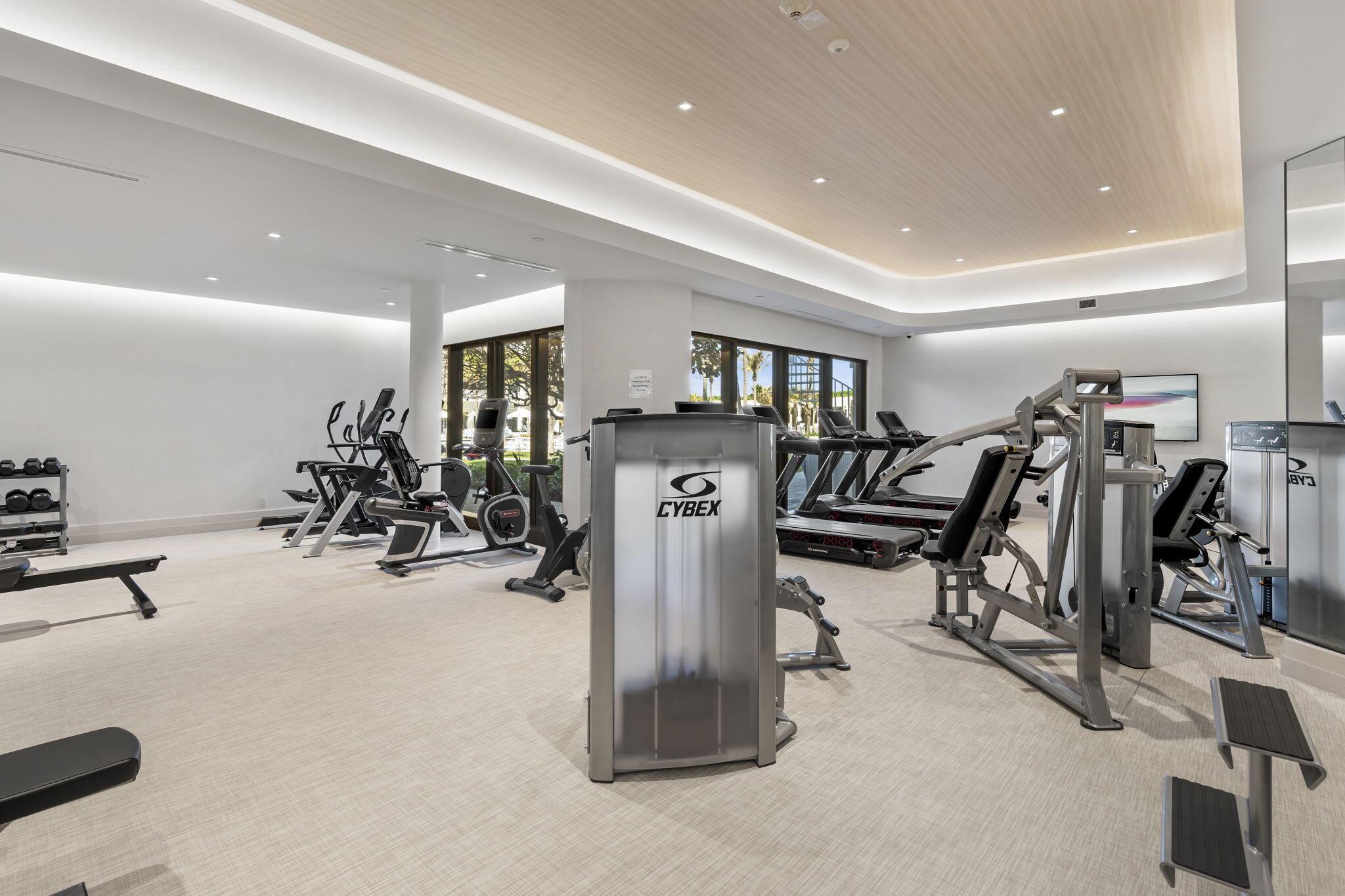 TWO THOUSAND CONDO - Residential