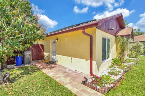 Featured picture for the property R10784674