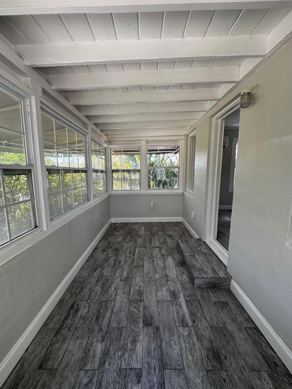 LA HACIENDA DELRAY - Residential Lease