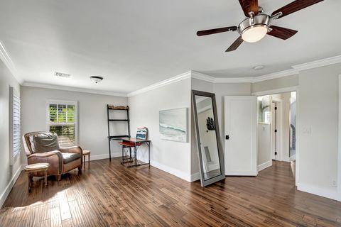 A home in Lake Worth Beach