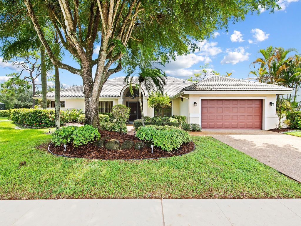 Photo of 10726 Boca Woods Ln, Boca Raton, FL 33428 (MLS # F10398266)