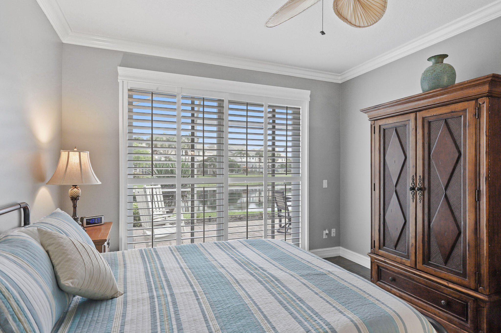 SEA COLONY 1 - Residential Lease