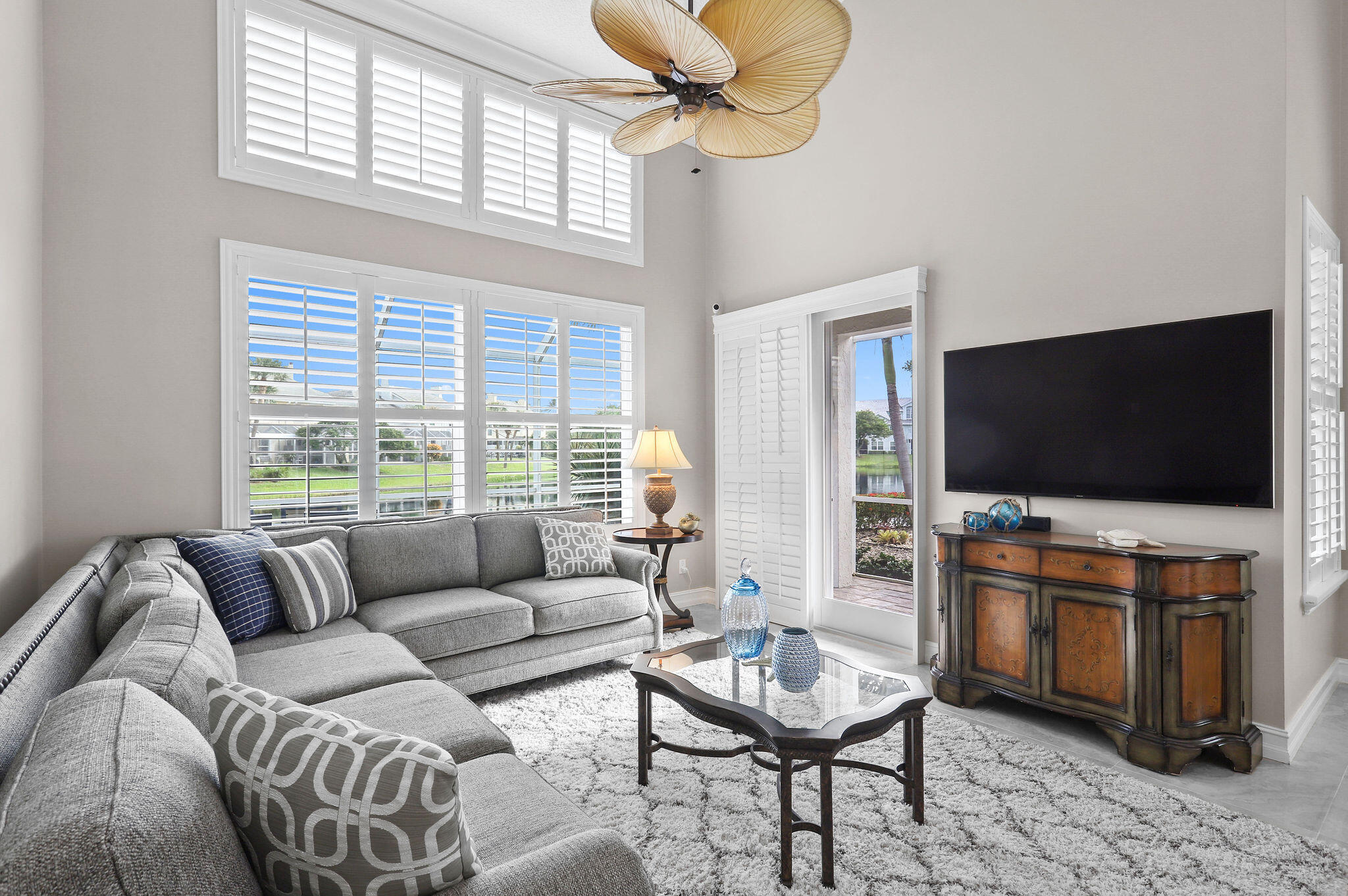 SEA COLONY 1 - Residential Lease