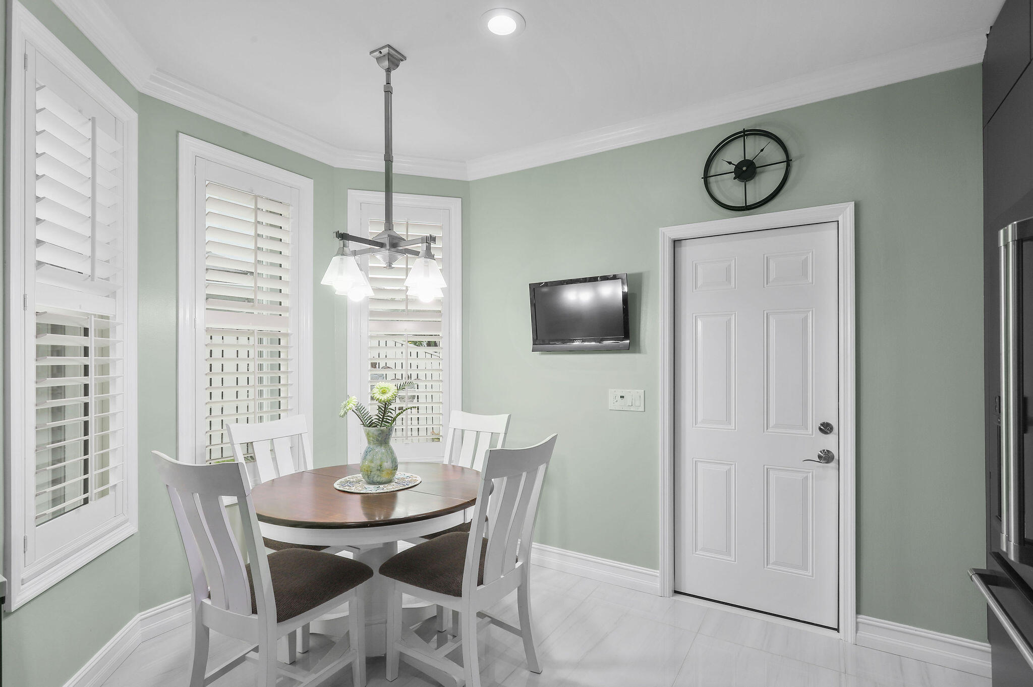 SEA COLONY 1 - Residential Lease