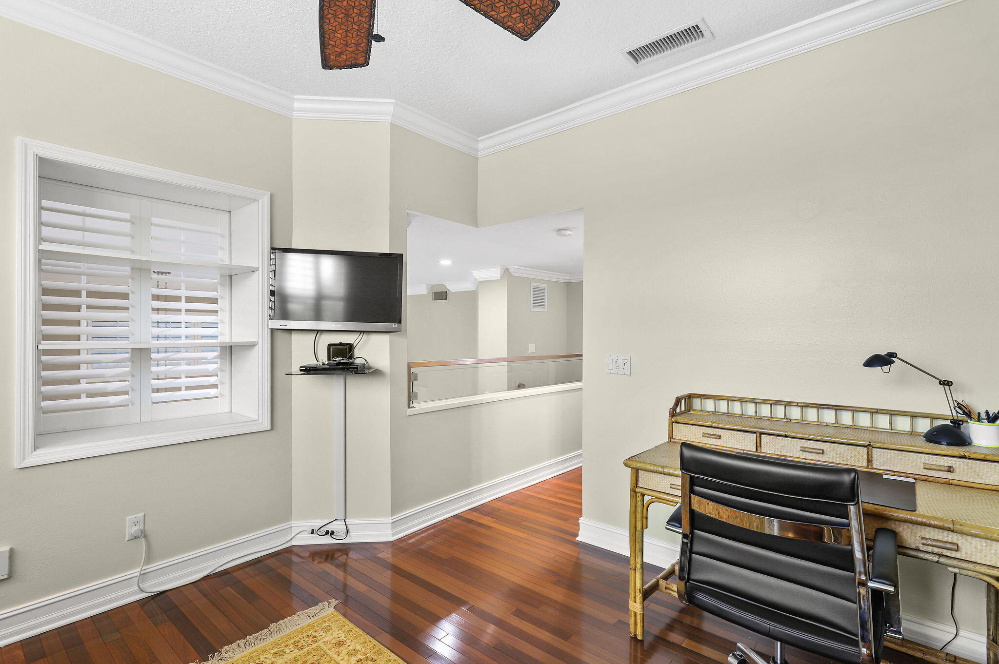 SEA COLONY 1 - Residential Lease