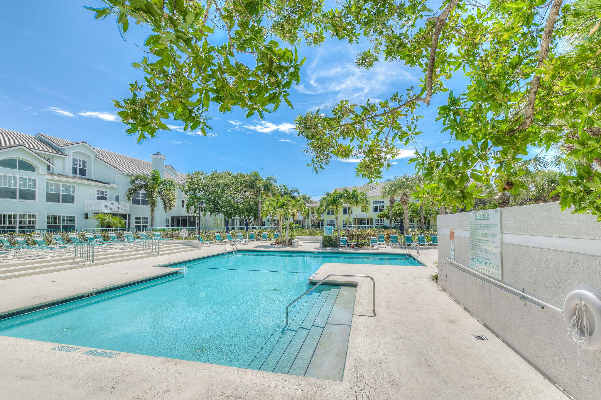 SEA COLONY 1 - Residential Lease