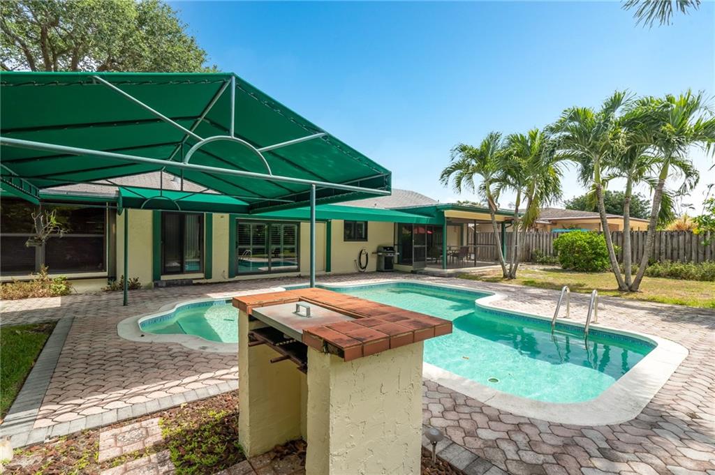 Palm Aire Village 3rd Sec - Residential