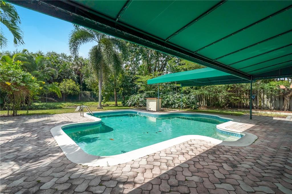 Palm Aire Village 3rd Sec - Residential