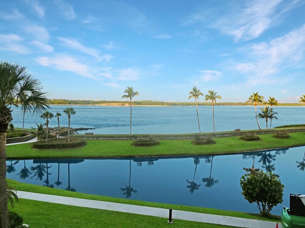 Photo of 2818 SE Dune Drive #2307, Stuart, FL 34996 (MLS # R11013042)
