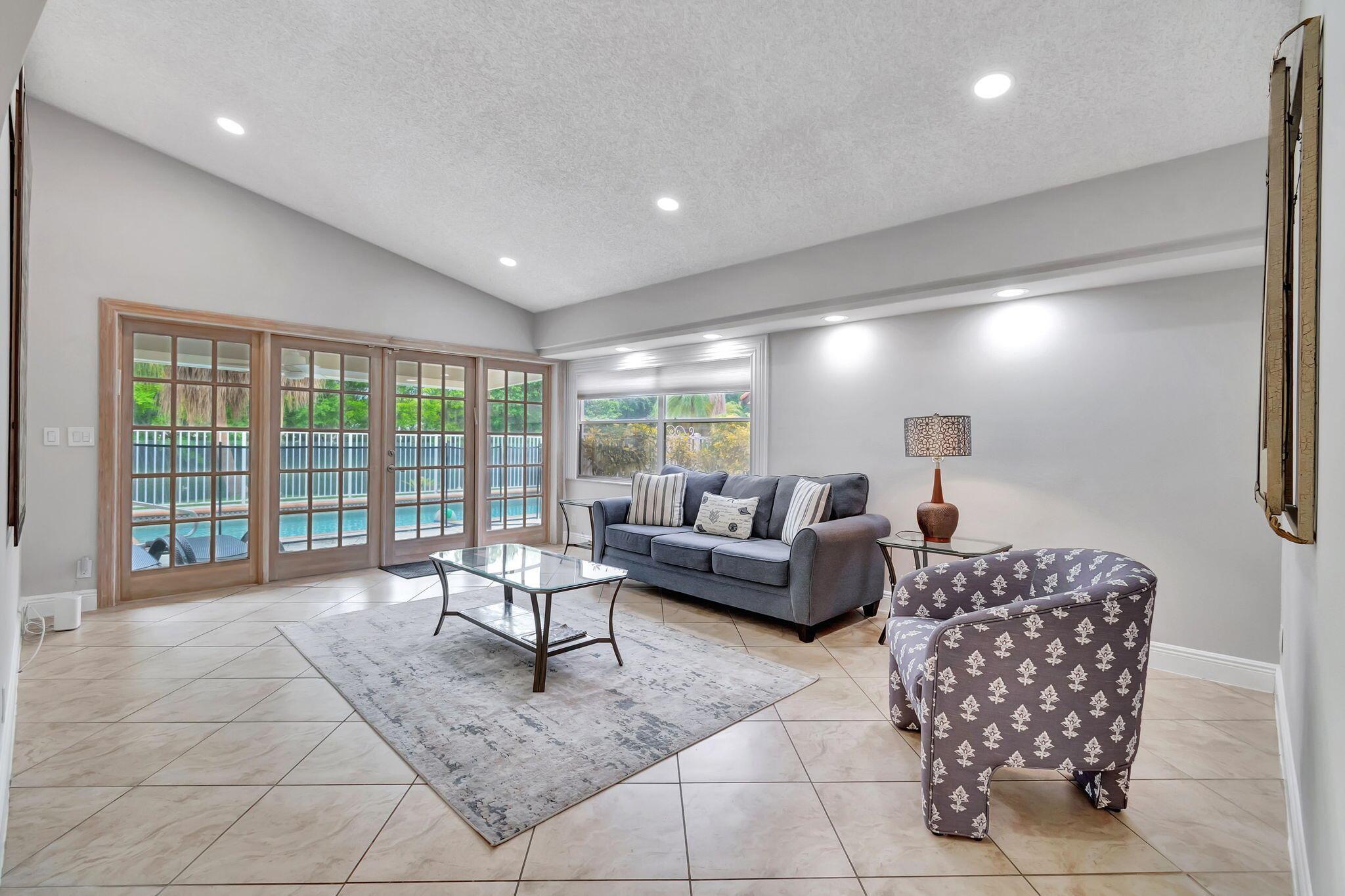 7883 Villa Nova Drive
