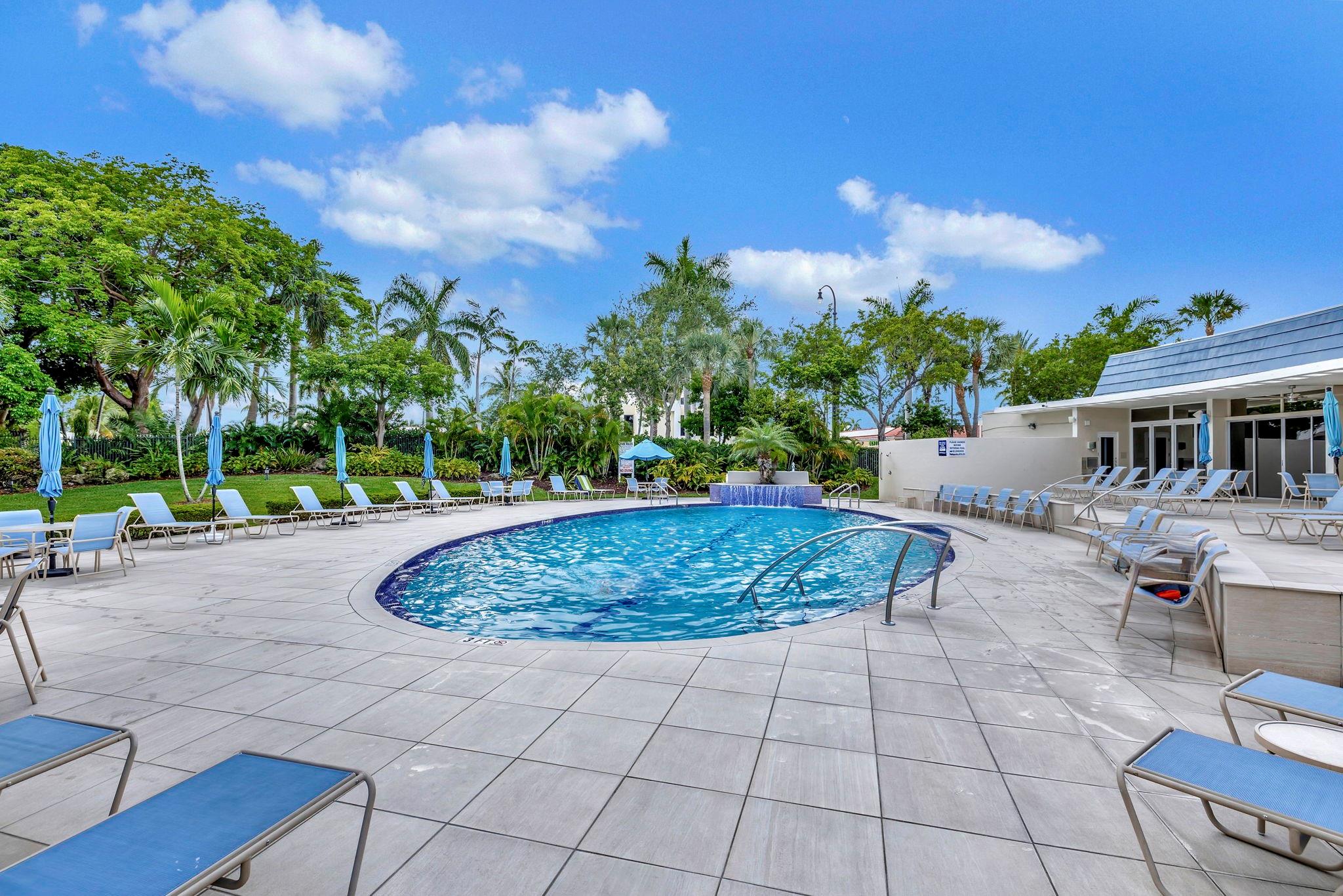 Hillsboro Cove - Residential