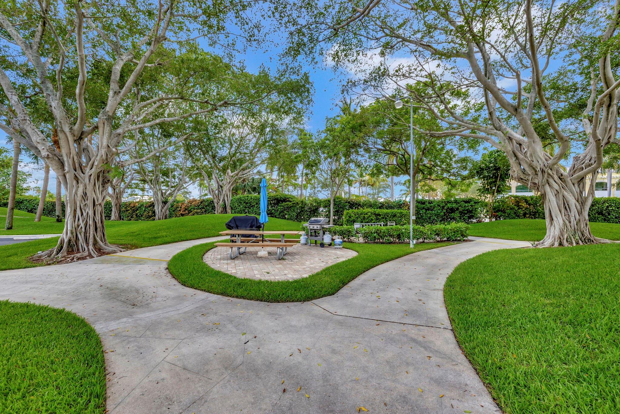 Hillsboro Cove - Residential