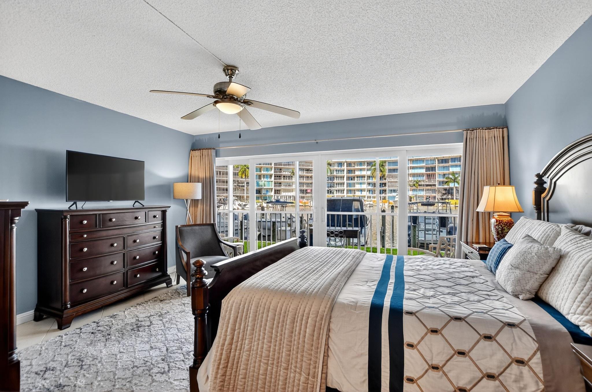 Hillsboro Cove - Residential