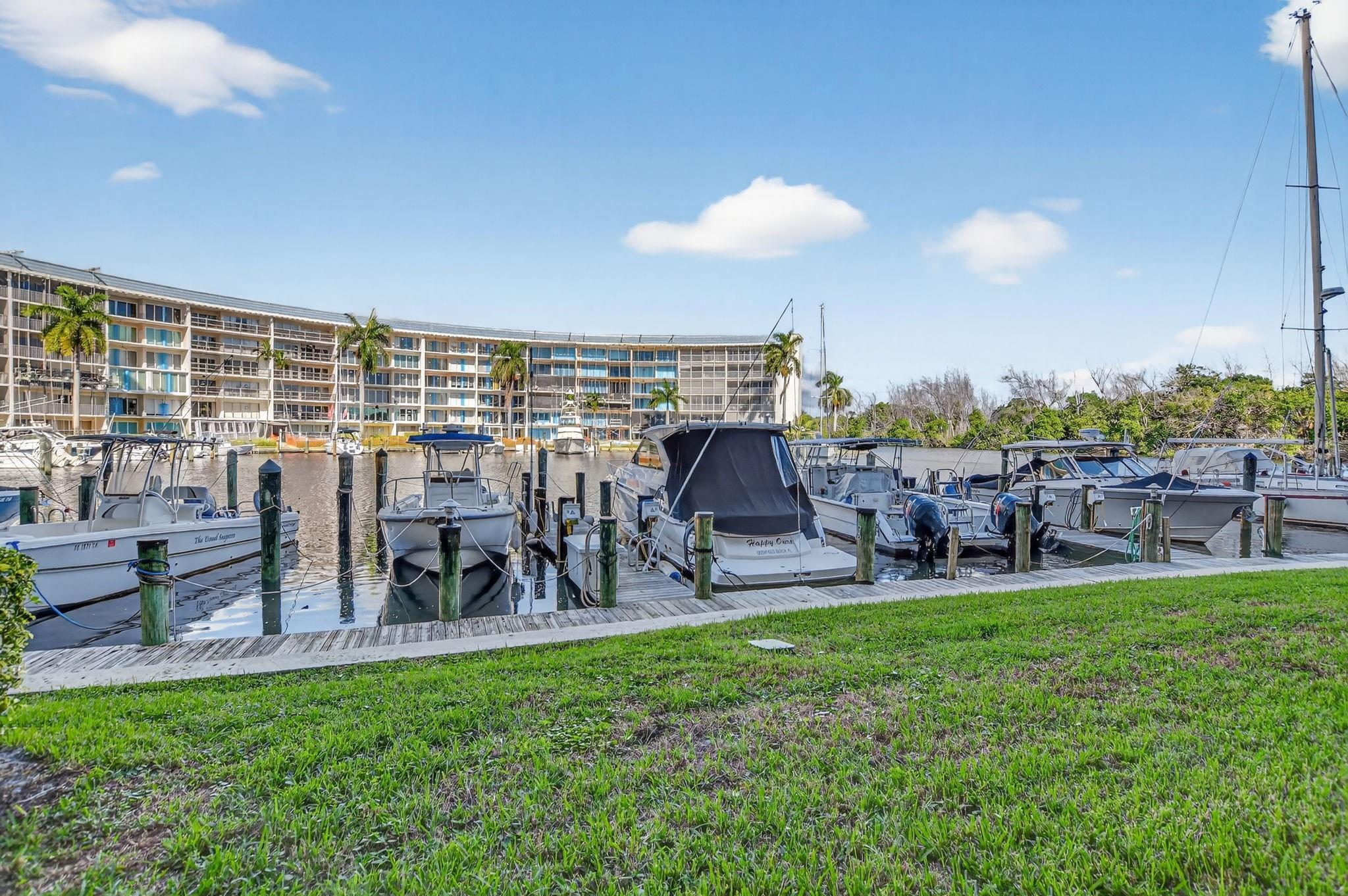 Hillsboro Cove - Residential