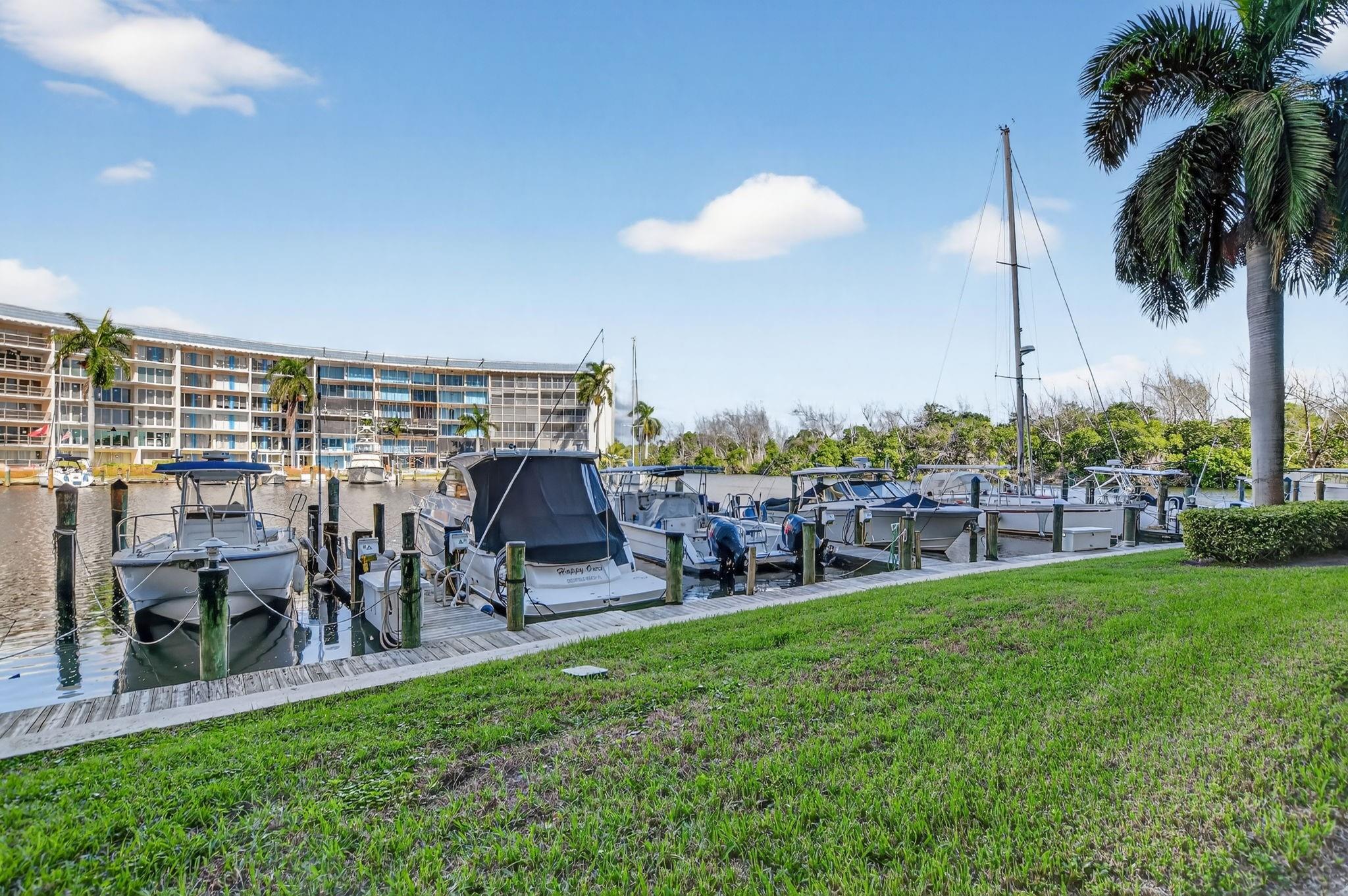 Hillsboro Cove - Residential
