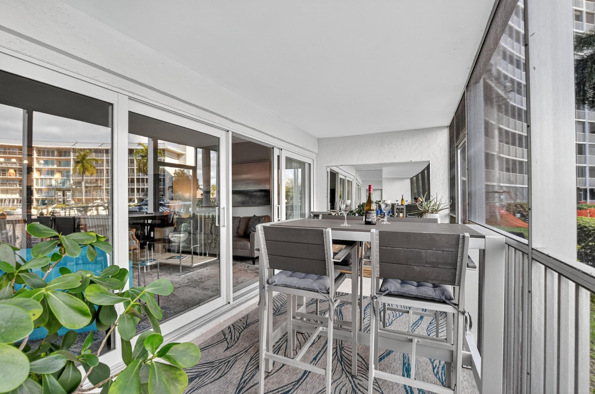 1537 E Hillsboro Blvd 138, Deerfield Beach, FL, 33441/$439,000 4 1537 E Hillsboro Blvd 138