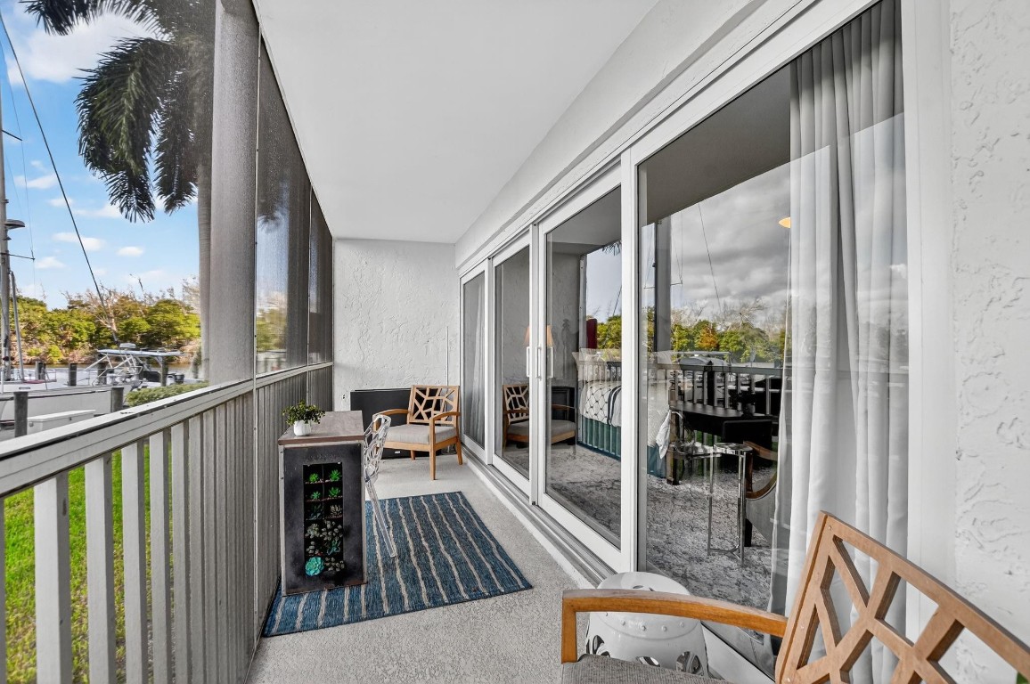 1537 E Hillsboro Boulevard 138