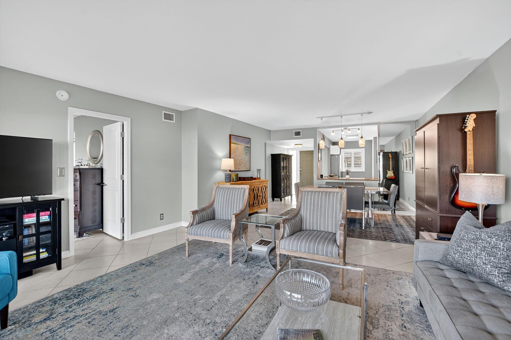 Hillsboro Cove - Residential