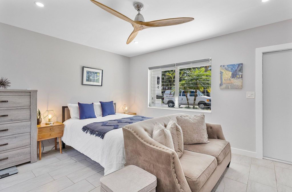 Photo of 711 SE 2nd St #3, Delray Beach, FL 33483 (MLS # R11060986)