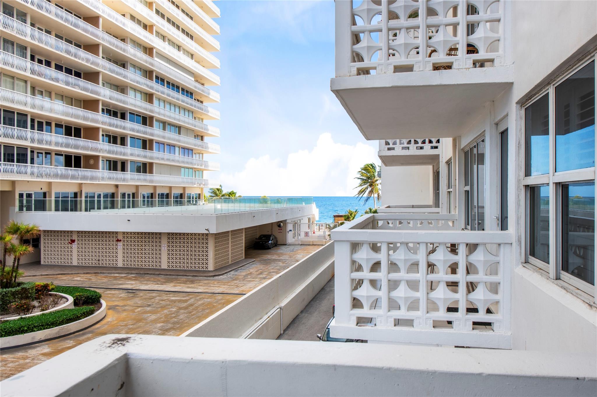 4010 Galt Ocean Dr 214