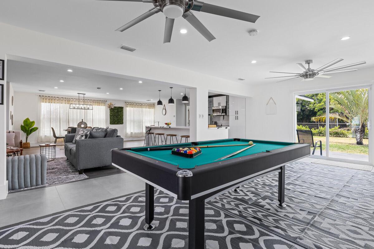 ROOSEVELT ESTATES - Residential