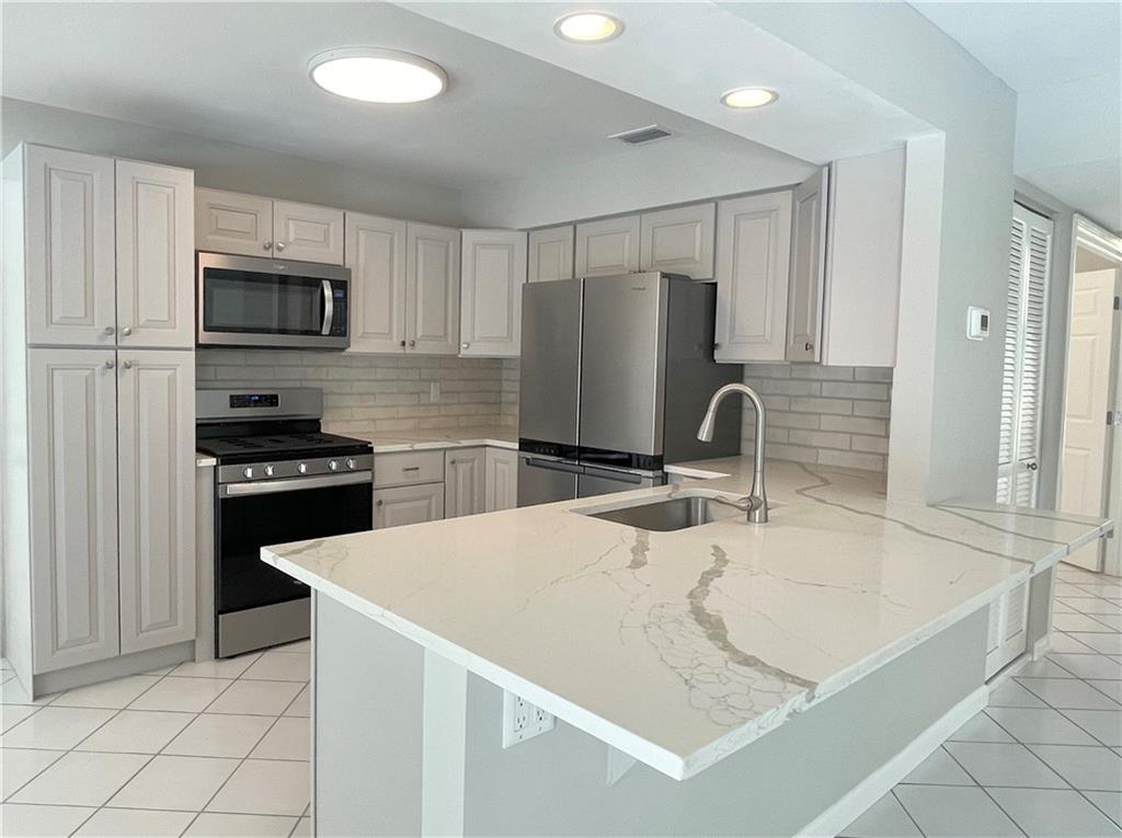 Jupiter Landings - Residential