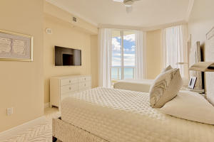 OCEANS EDGE - Residential