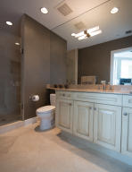 OCEANS EDGE - Residential