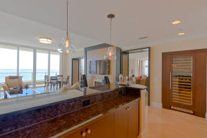 OCEANS EDGE - Residential