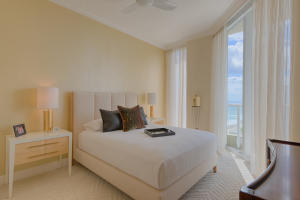 OCEANS EDGE - Residential