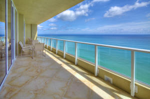 OCEANS EDGE - Residential