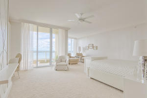 OCEANS EDGE - Residential