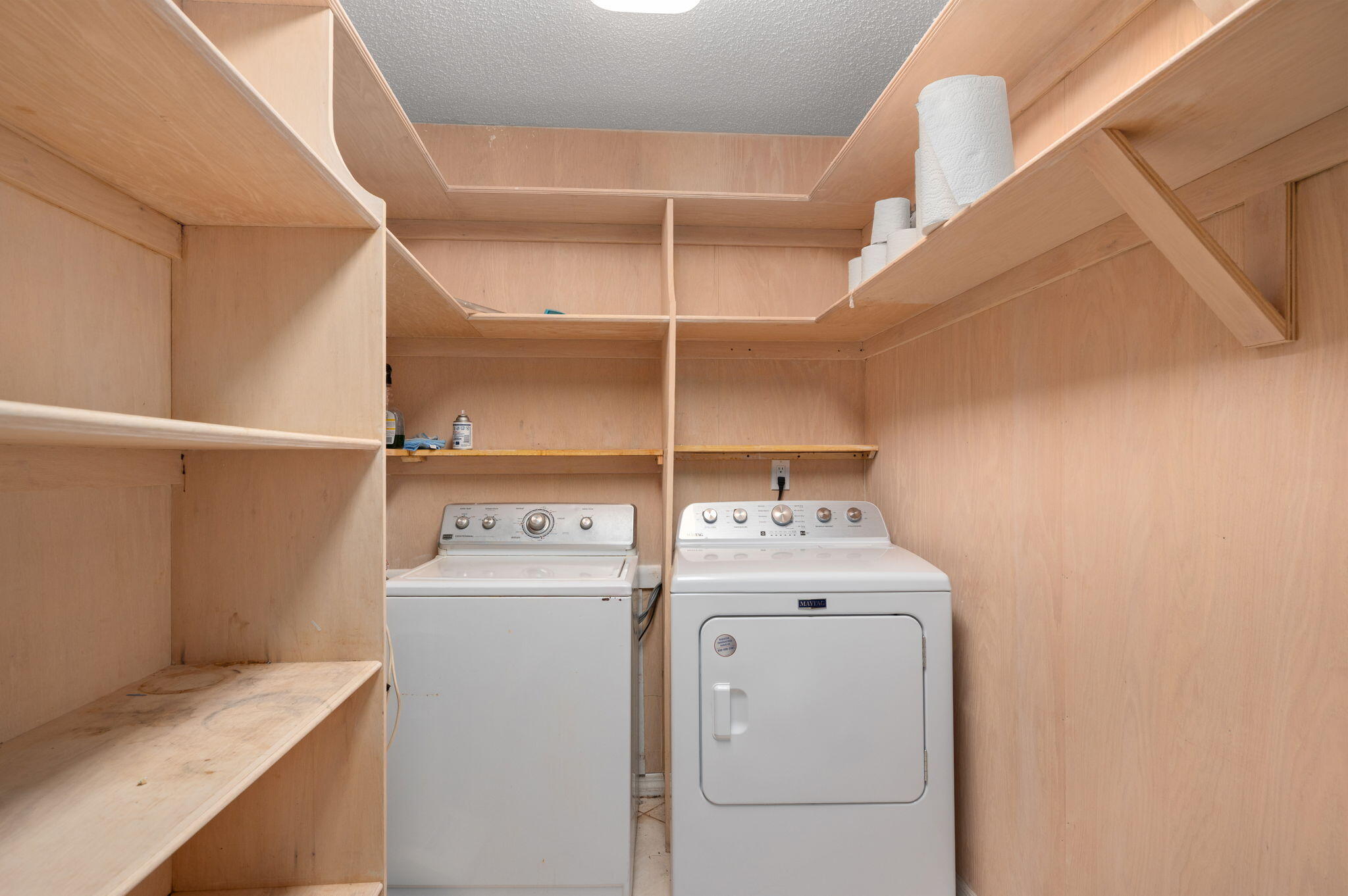 MID-RIVERS YACHT AND COUNTRY CLUB (AKA EVERGREEN C - Residential