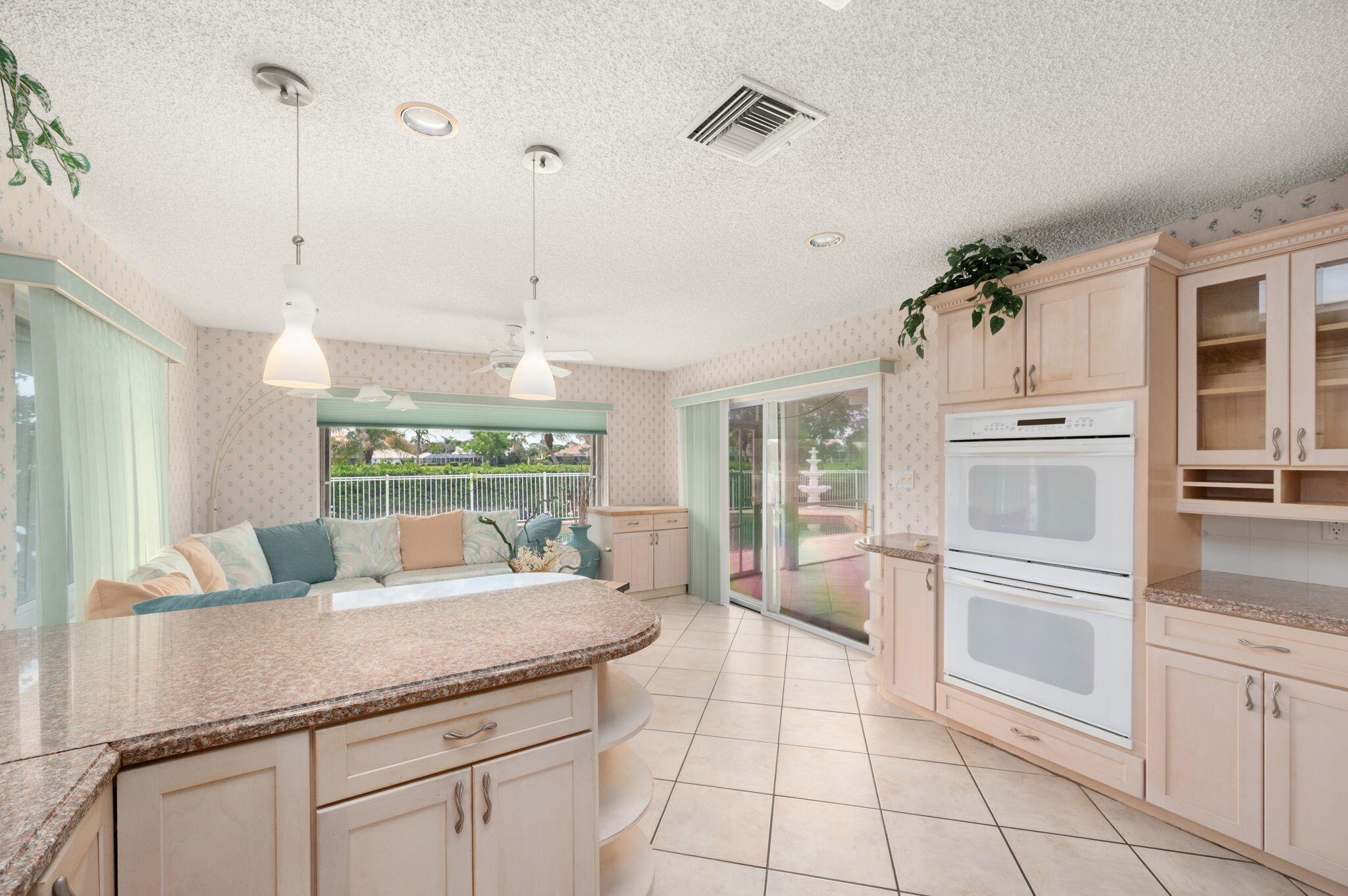 MID-RIVERS YACHT AND COUNTRY CLUB (AKA EVERGREEN C - Residential