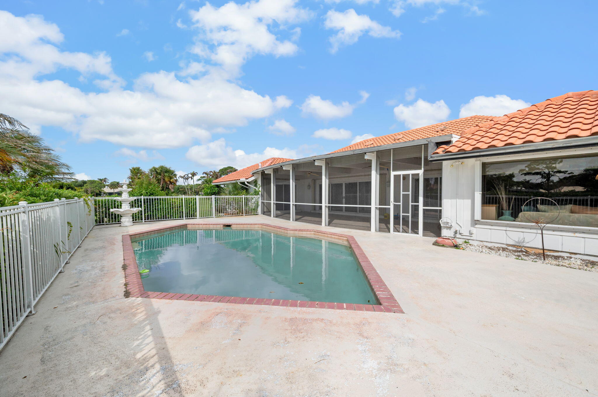 MID-RIVERS YACHT AND COUNTRY CLUB (AKA EVERGREEN C - Residential