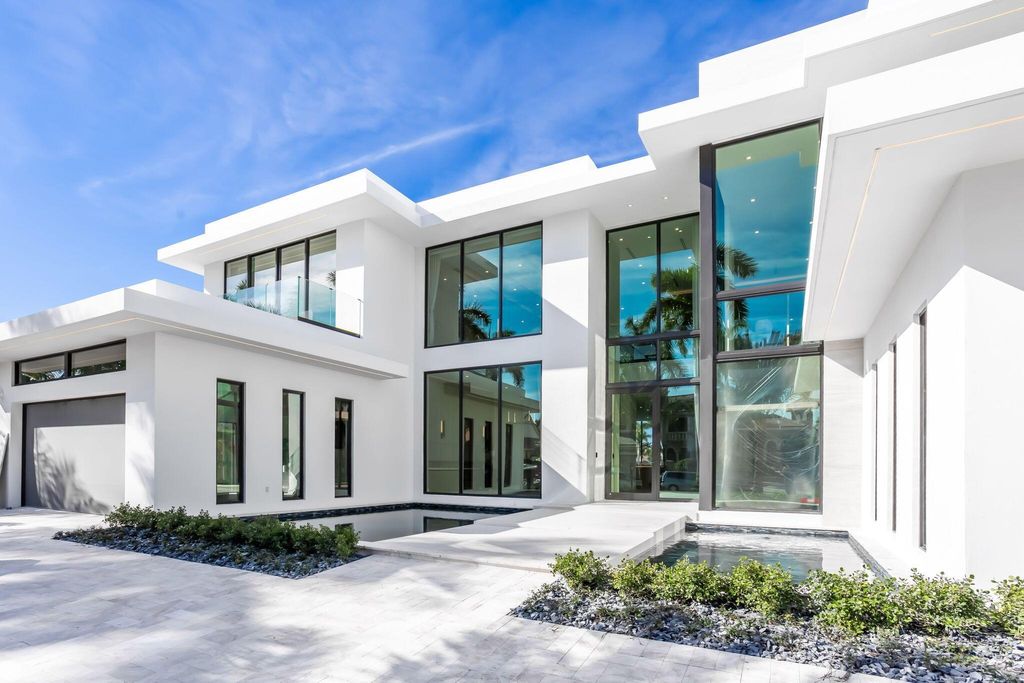 Photo of 7234 Ayrshire Lane, Boca Raton, FL 33496 (MLS # R11057852)