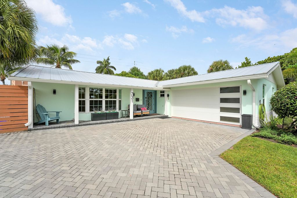 Photo of 731 Cruiser Road S, North Palm Beach, FL 33408 (MLS # B26047677)