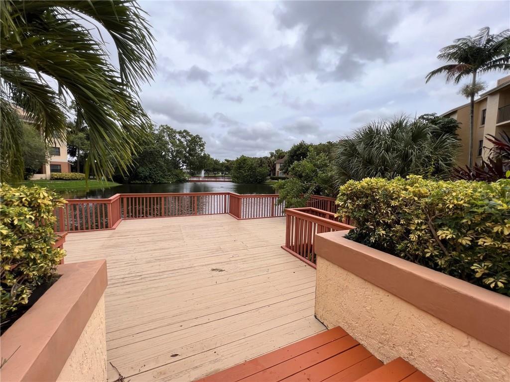 SUMMERBREEZE CONDO - Residential Lease