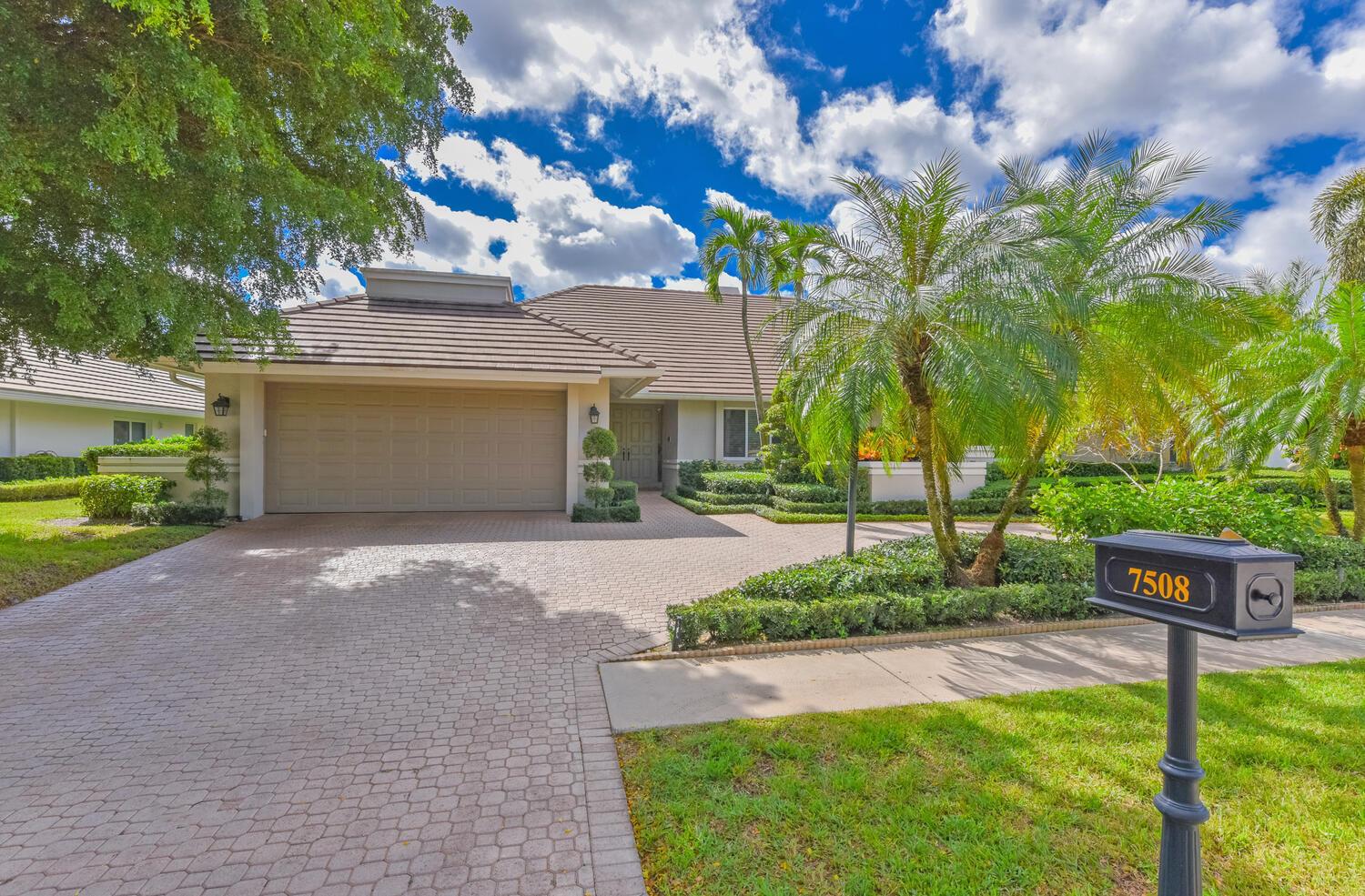 BOCA GROVE PLANTATION - Residential