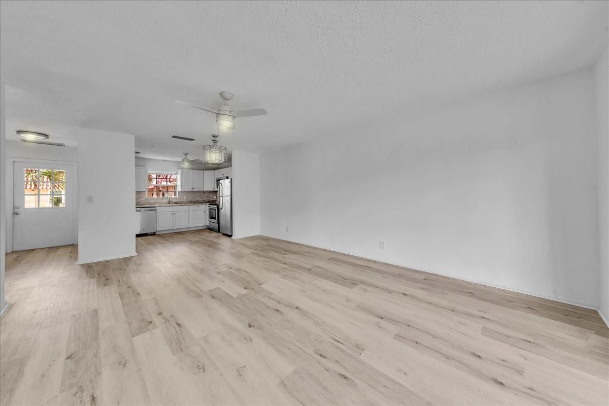 COVERED BRIDGE - Residential