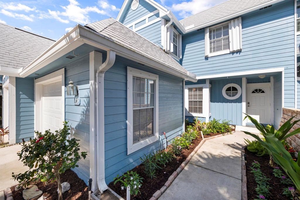 Photo of 105 Ocean Dunes Circle, Jupiter, FL 33477 (MLS # R10971588)