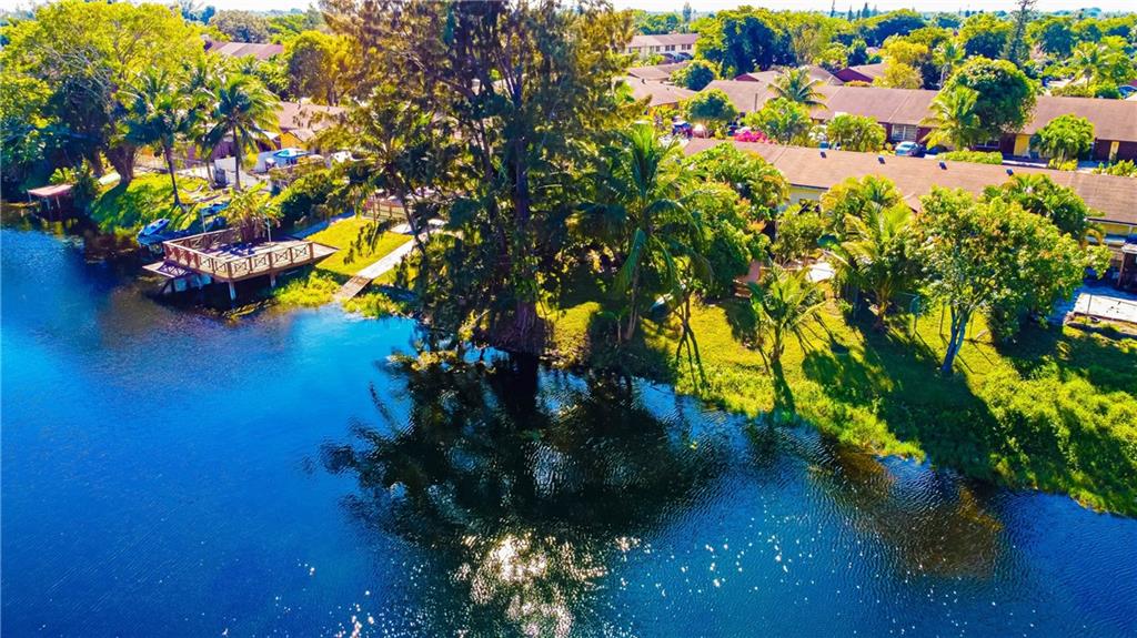 Pompano Lakes - Residential