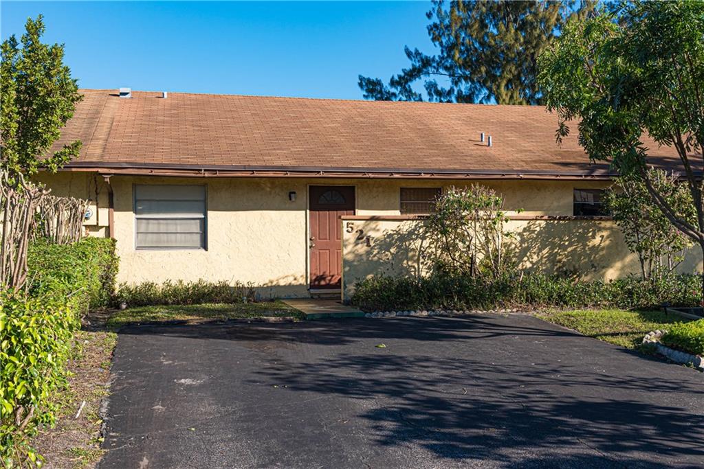 Pompano Lakes - Residential