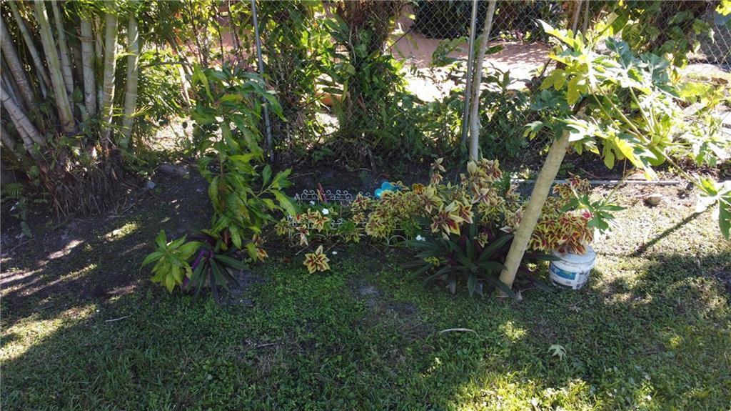 Pompano Lakes - Residential