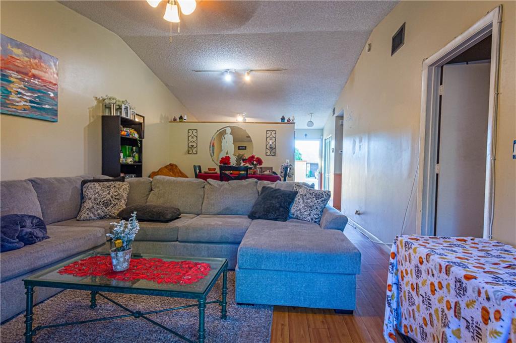 Pompano Lakes - Residential